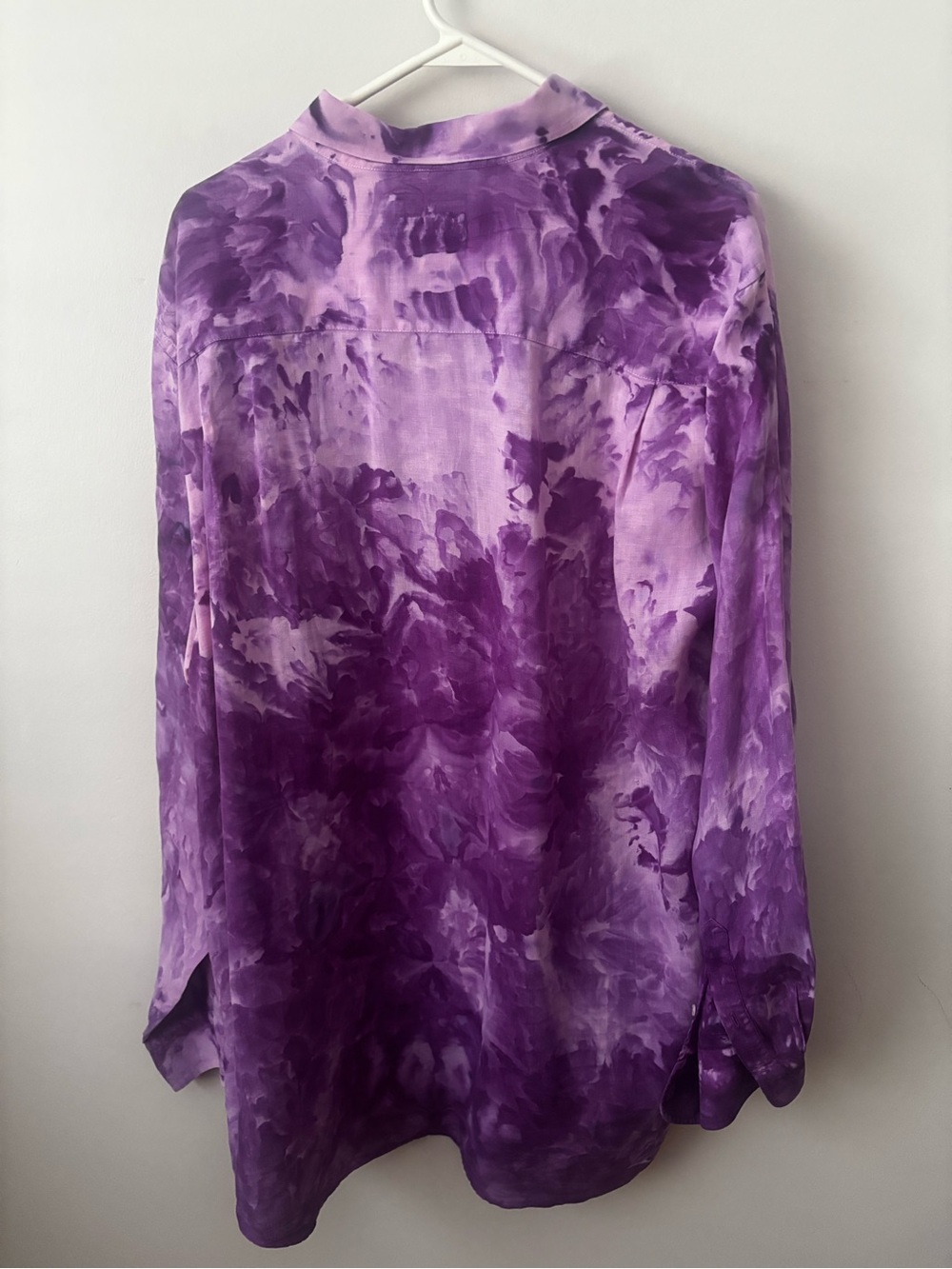 Kiwi Purple Casual Button Down Shirt with Tie-Dye Design - Picture 15 of 16